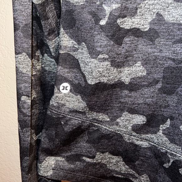 π₯ $5 with any bundle! π₯ RBX camo hoodie, size M - Picture 6 of 6